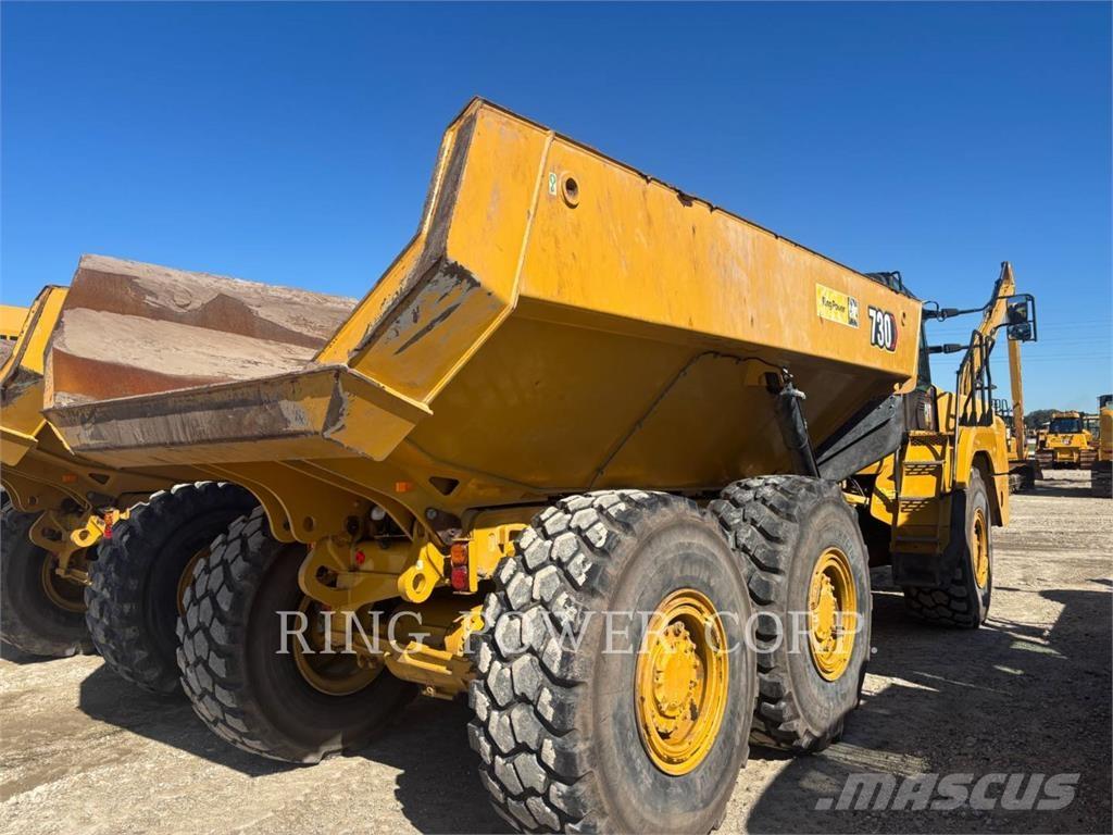 CAT 730TG Dumper - Knickgelenk