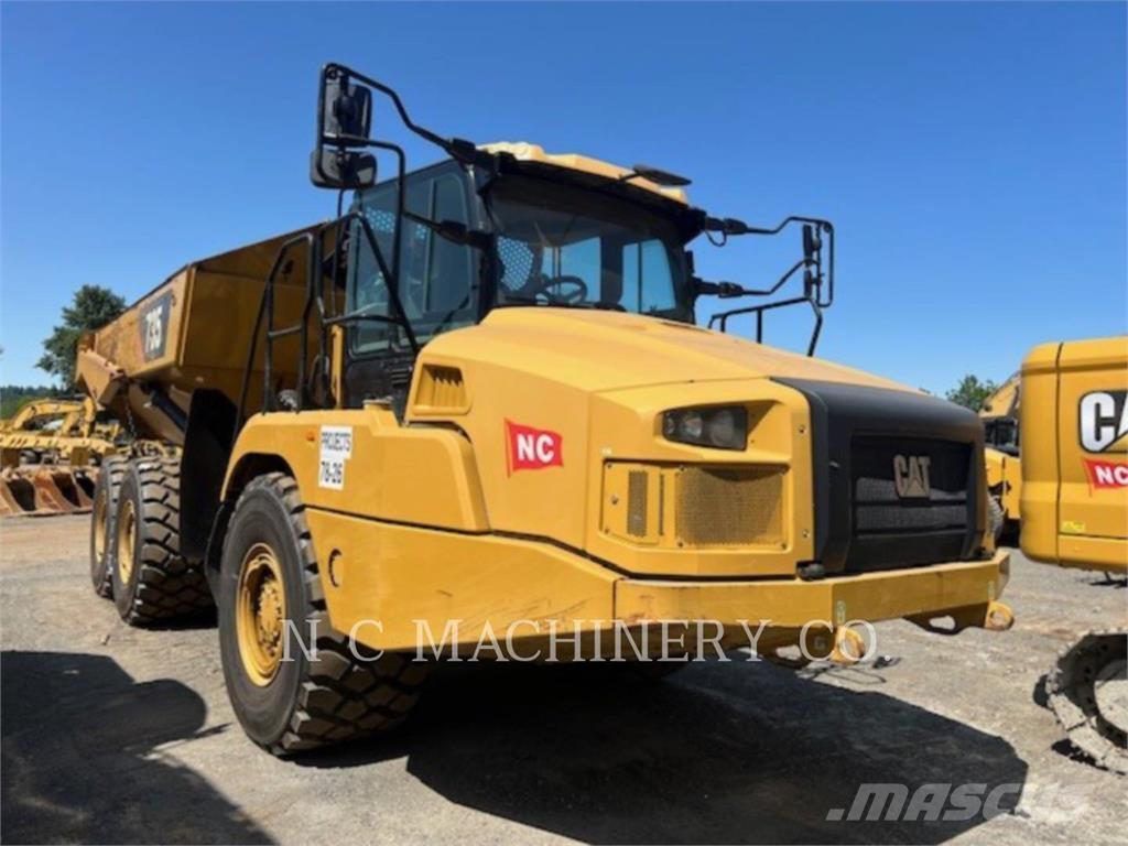 CAT 735 Dumper - Knickgelenk