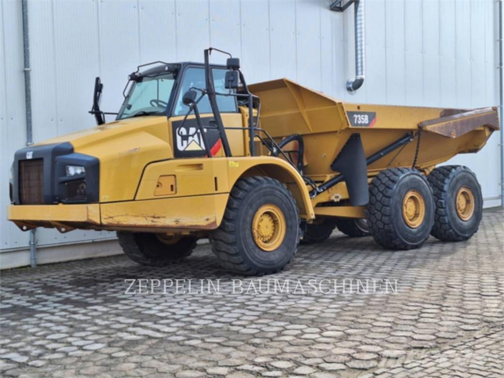 CAT 735B Dumper - Knickgelenk