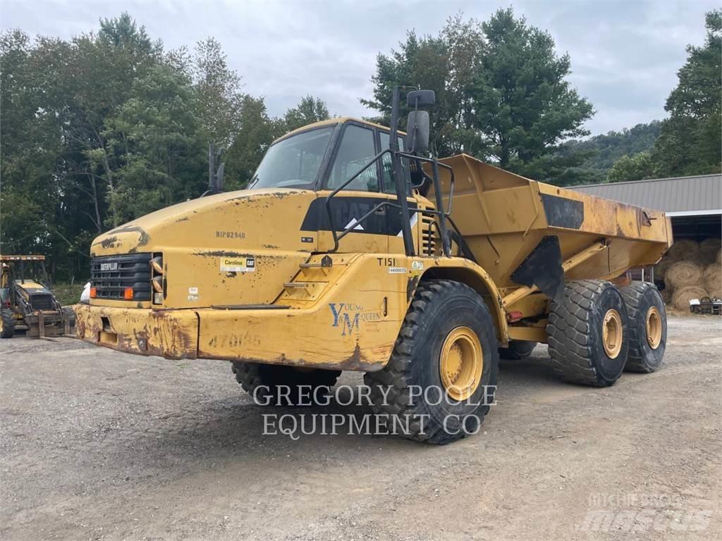 CAT 740 Dumper - Knickgelenk