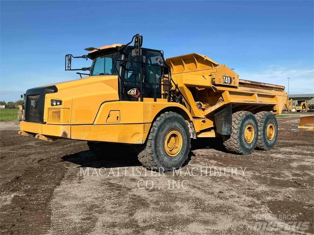 CAT 740 4EJ Dumper - Knickgelenk