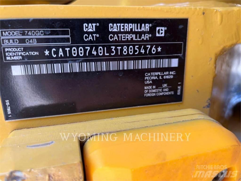 CAT 740 GC Dumper - Knickgelenk