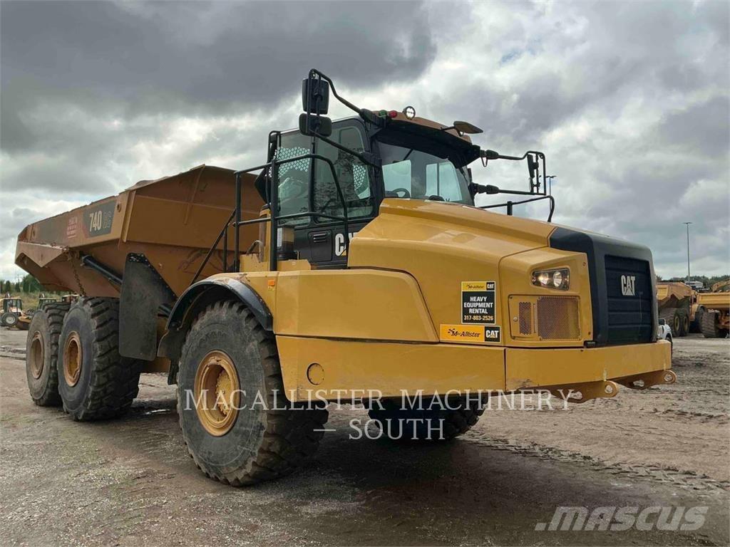 CAT 740 GC Dumper - Knickgelenk