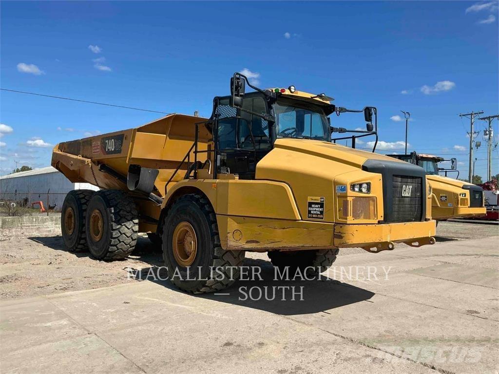CAT 740 GC Dumper - Knickgelenk