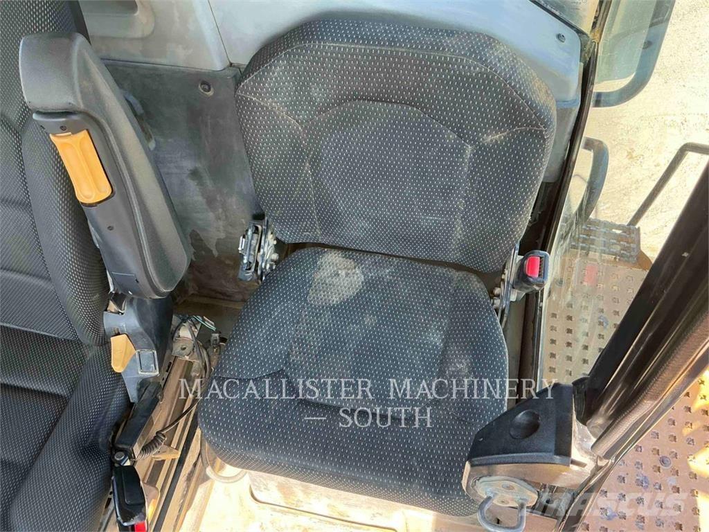 CAT 740 GC Dumper - Knickgelenk