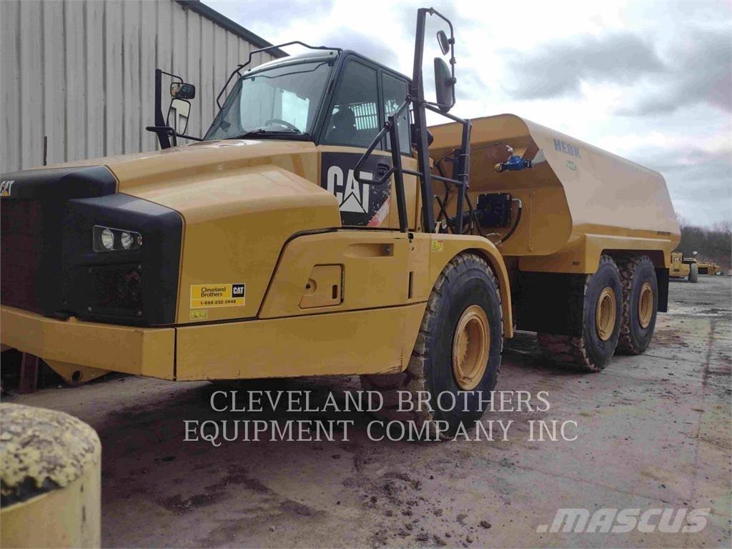 CAT 740B Wassertanker