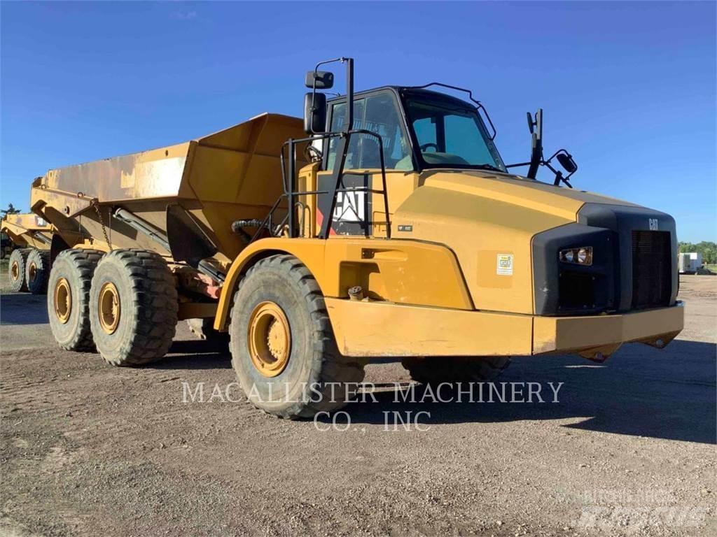 CAT 740B Dumper - Knickgelenk