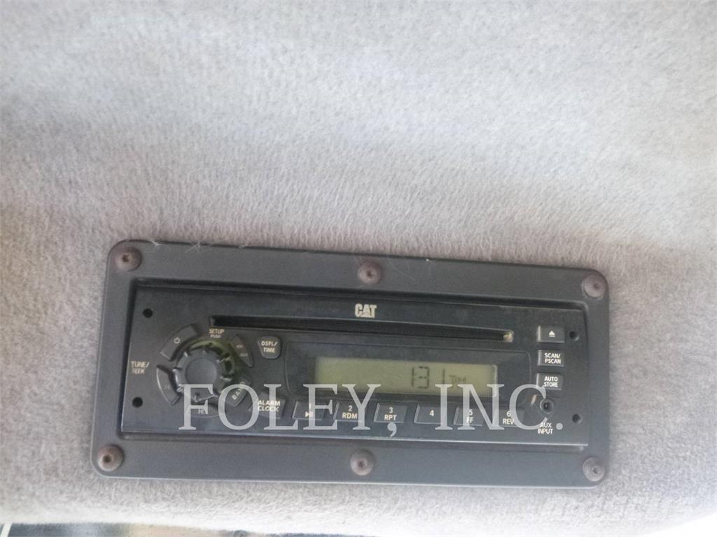 CAT 740B Dumper - Knickgelenk