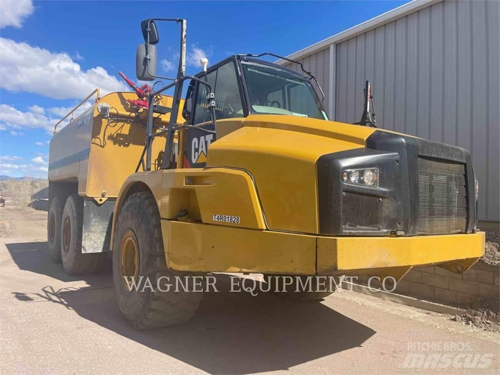 CAT 740B WT Wassertanker