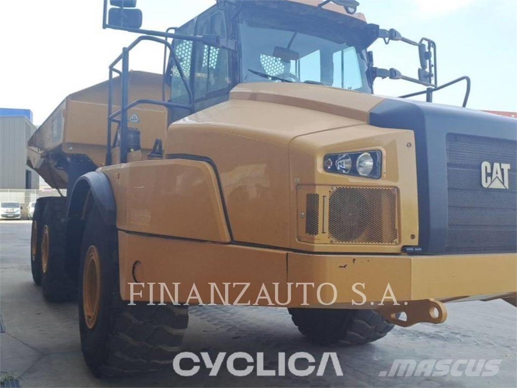 CAT 740GC Dumper - Knickgelenk