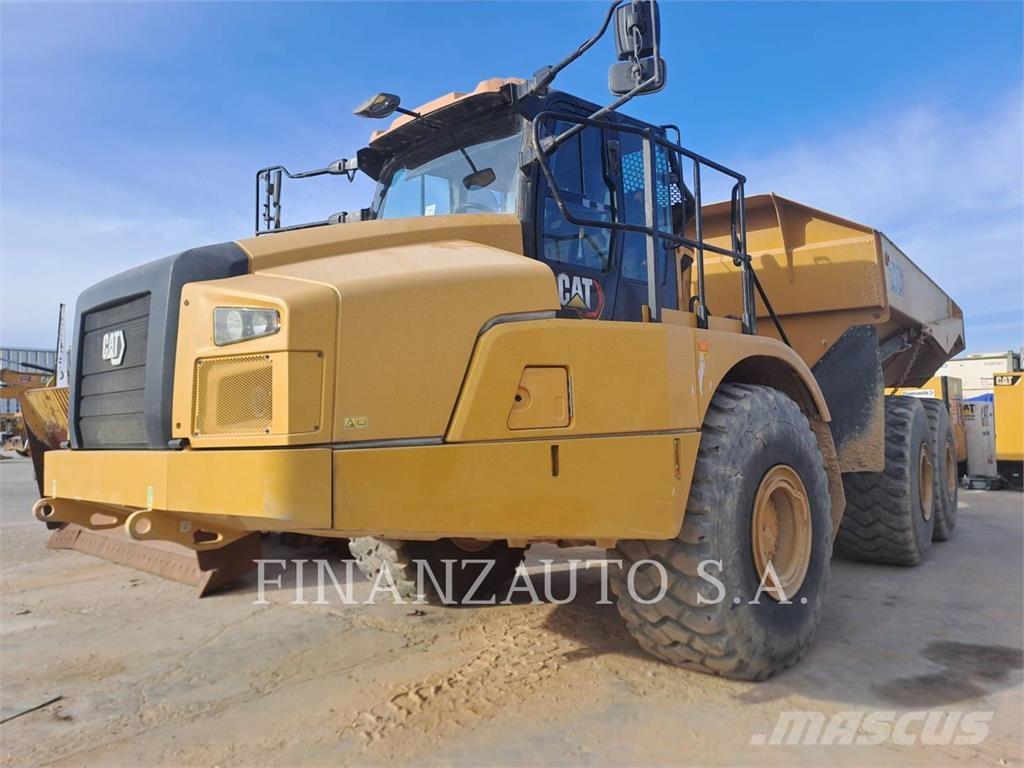 CAT 740GC Dumper - Knickgelenk