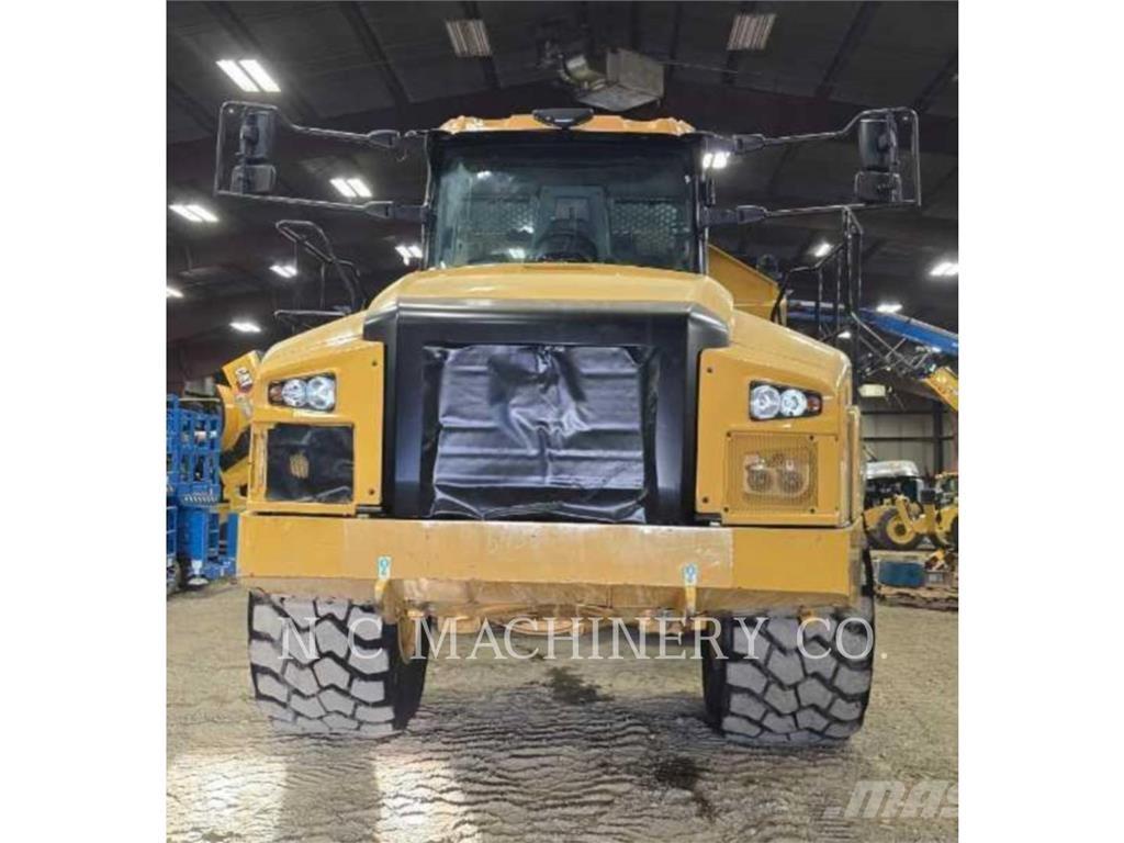 CAT 745 Dumper - Knickgelenk