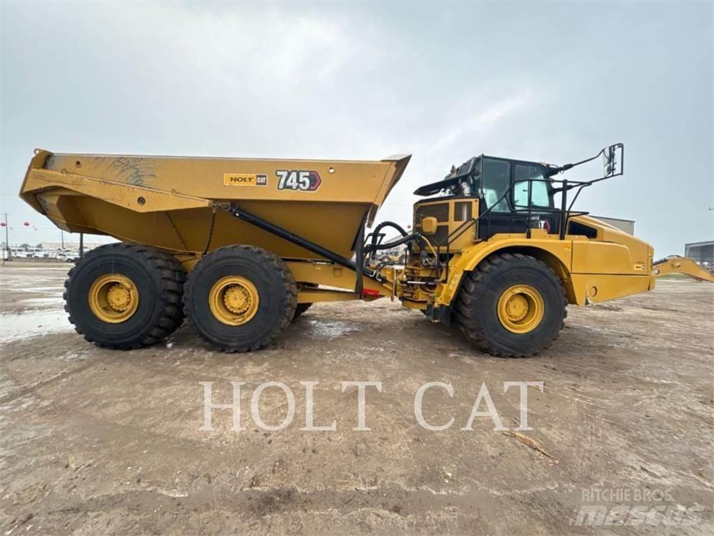 CAT 745 Dumper - Knickgelenk