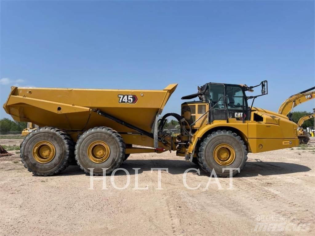 CAT 745 Dumper - Knickgelenk