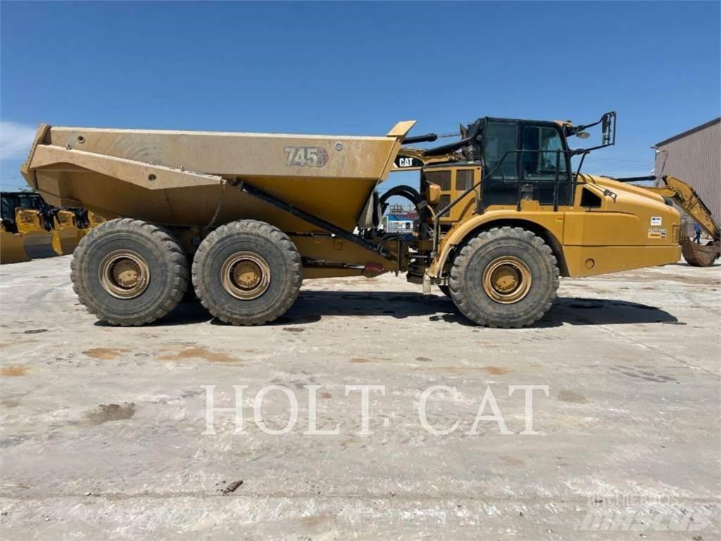 CAT 745 Dumper - Knickgelenk