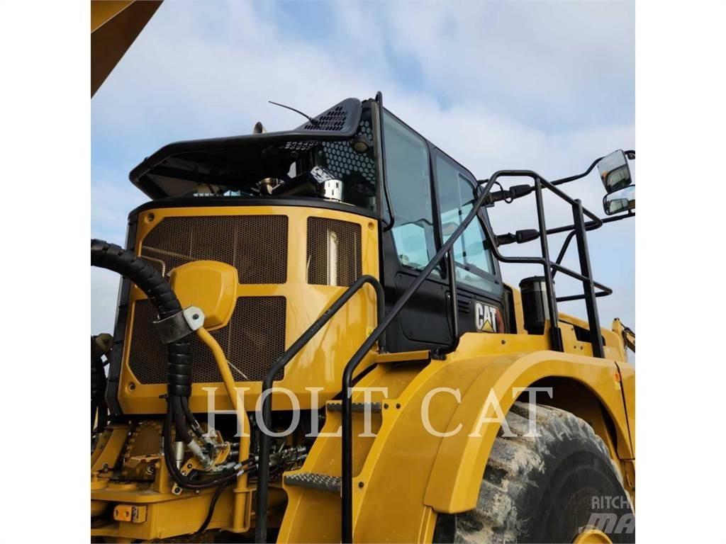 CAT 745 Dumper - Knickgelenk