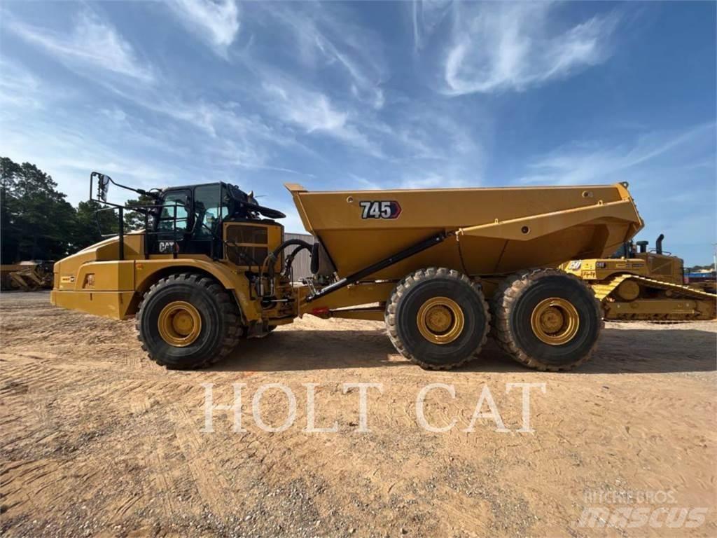 CAT 745 Dumper - Knickgelenk