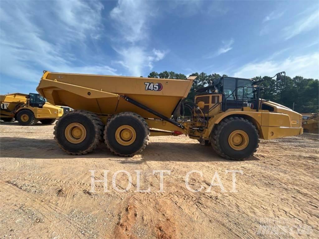 CAT 745 Dumper - Knickgelenk
