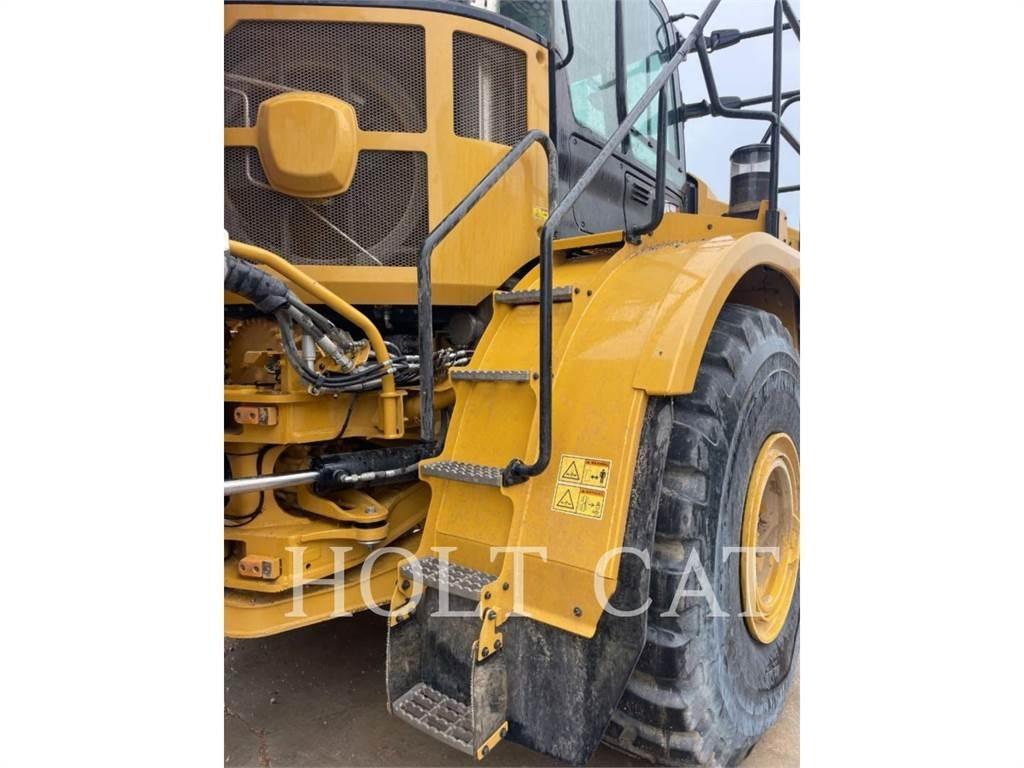 CAT 745 Dumper - Knickgelenk