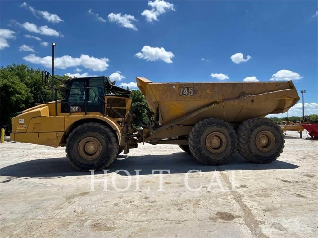 CAT 745 Dumper - Knickgelenk