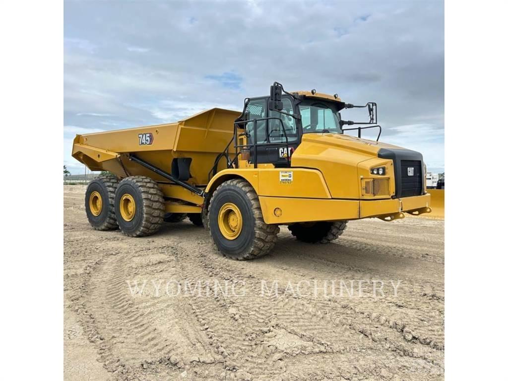 CAT 745 Dumper - Knickgelenk