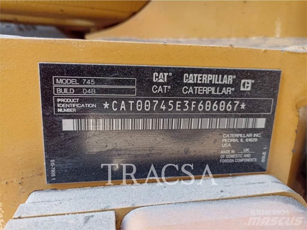 CAT 745 Dumper - Knickgelenk