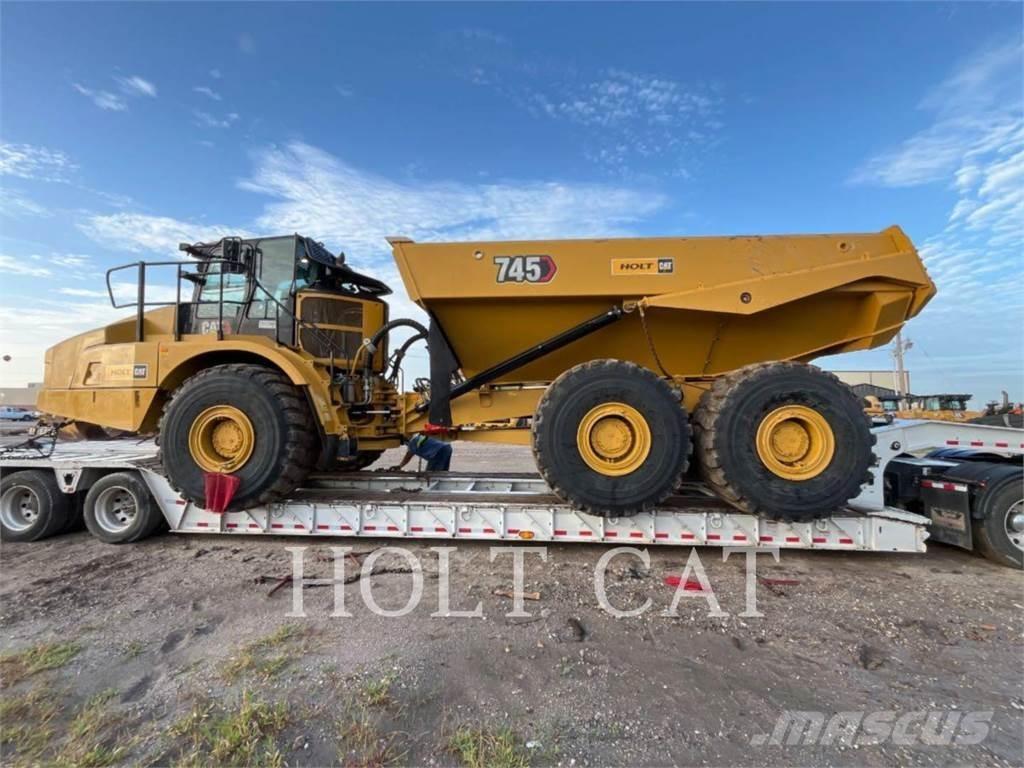 CAT 745 Dumper - Knickgelenk