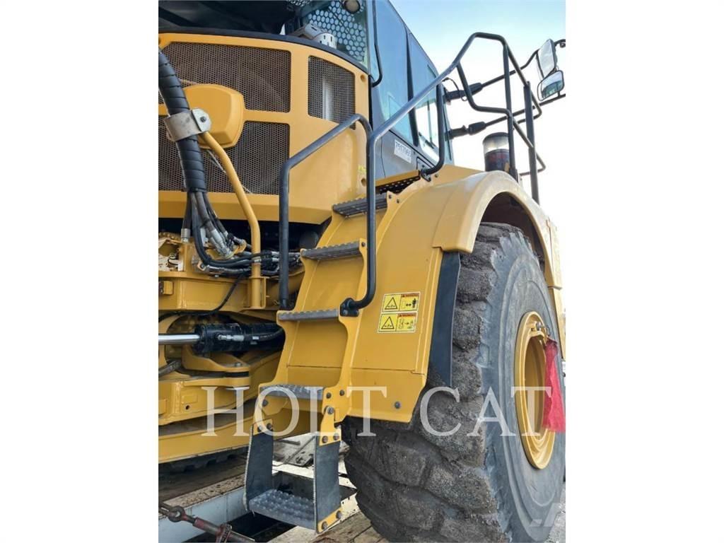 CAT 745 Dumper - Knickgelenk