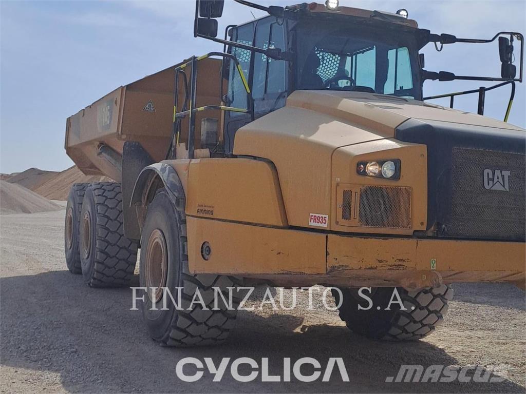 CAT 745 Dumper - Knickgelenk