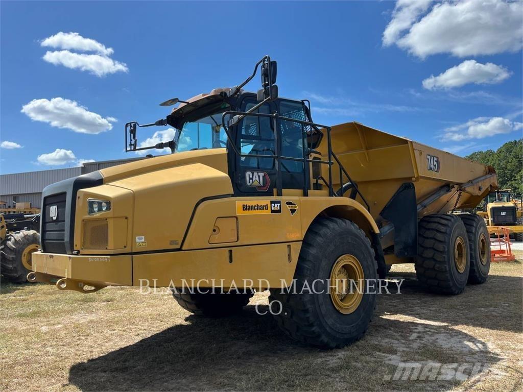 CAT 745 Dumper - Knickgelenk