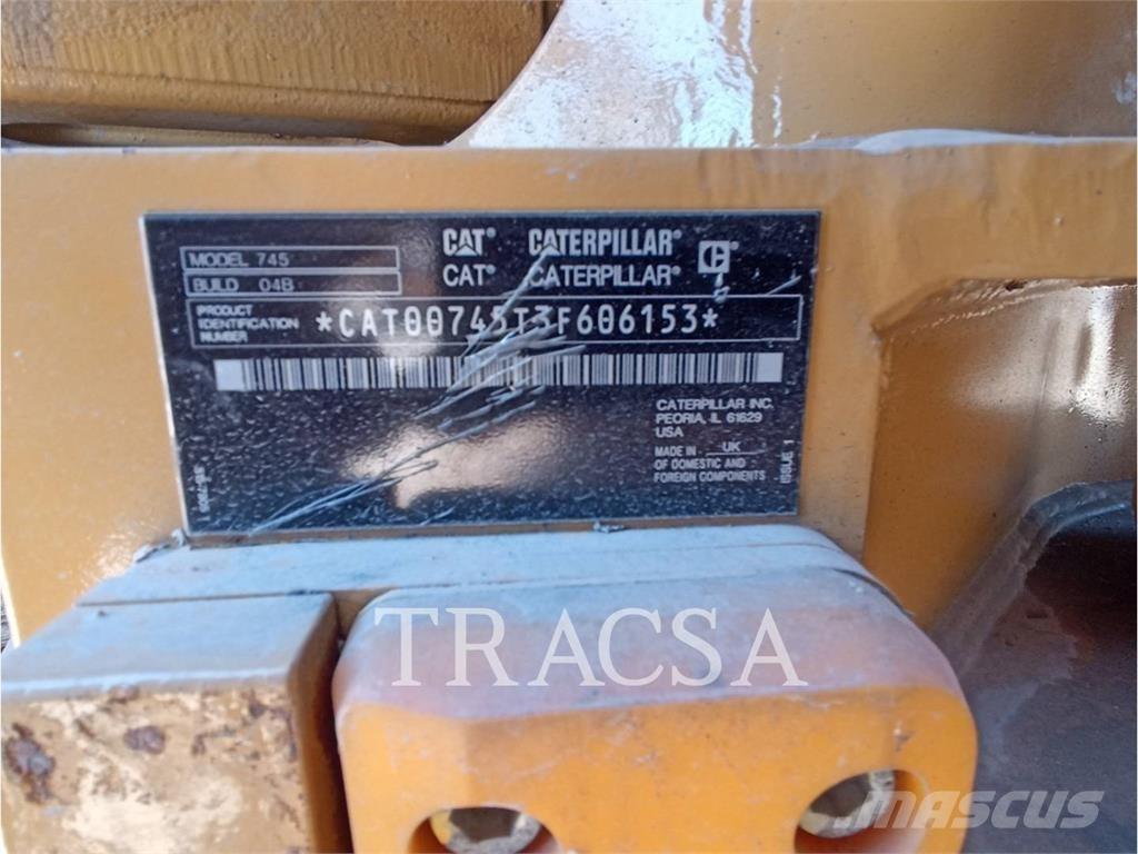 CAT 745 Dumper - Knickgelenk