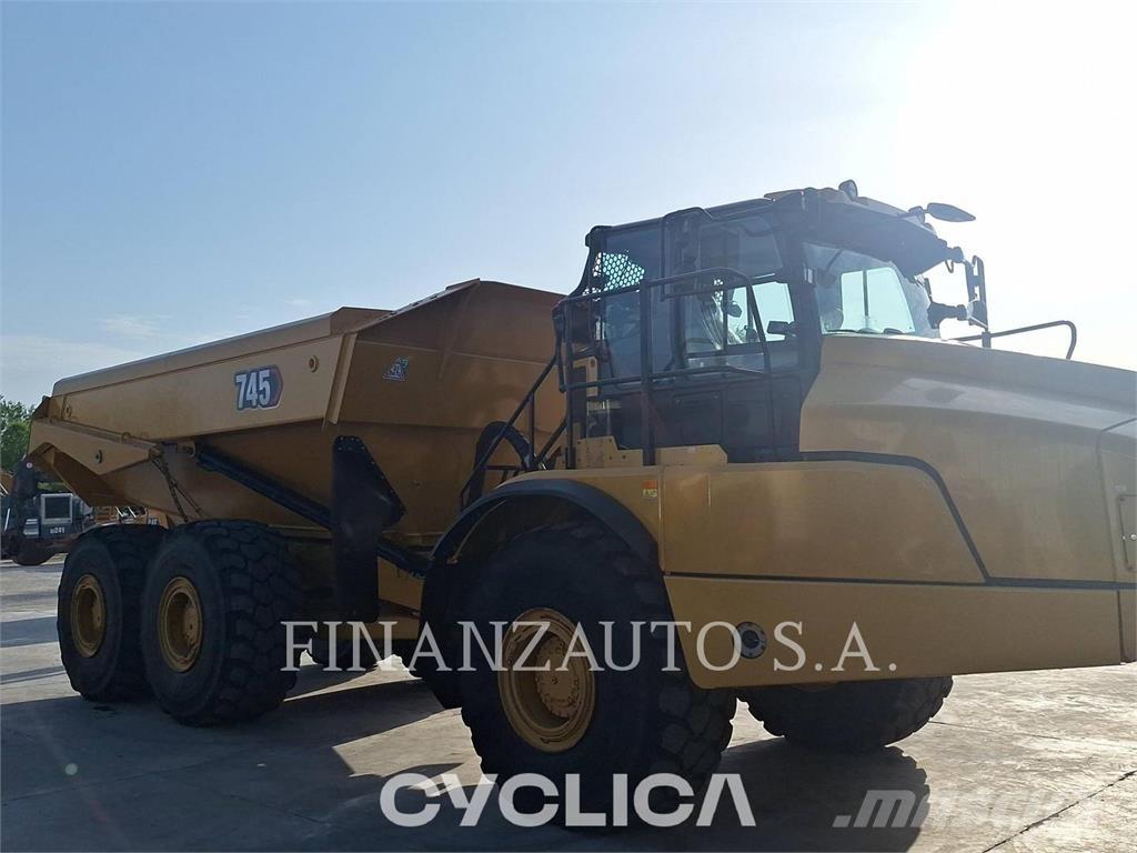 CAT 745 Dumper - Knickgelenk