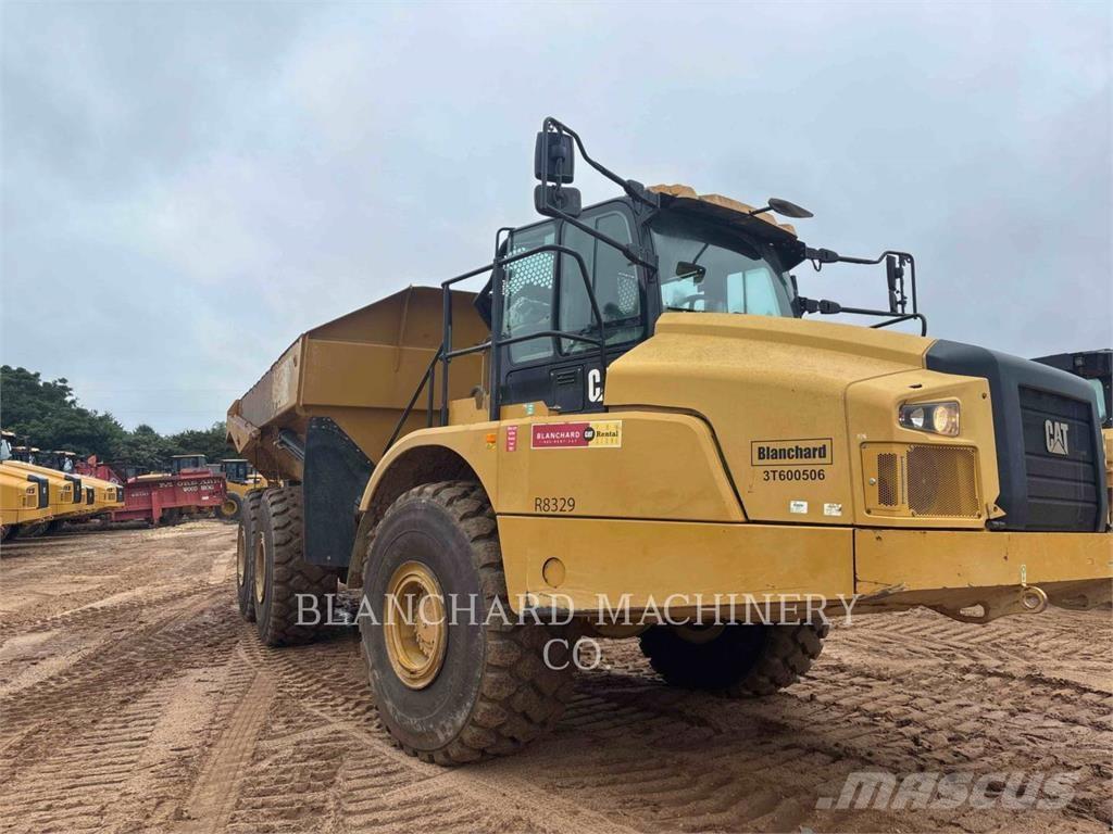 CAT 745 Dumper - Knickgelenk