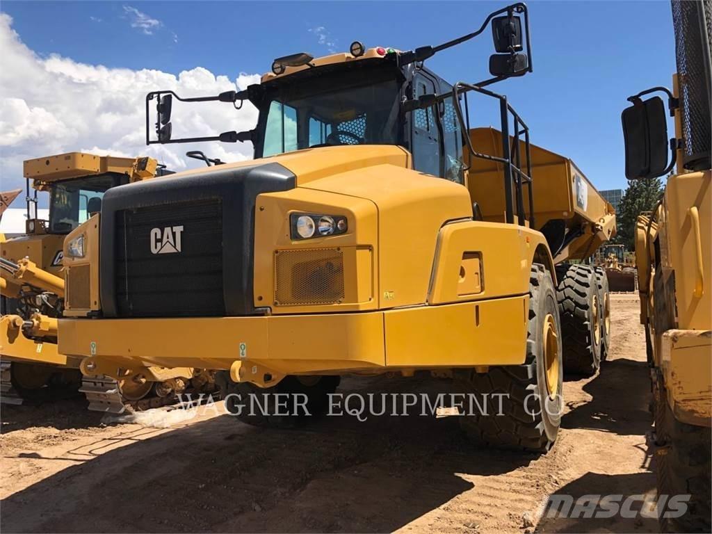 CAT 745 Dumper - Knickgelenk