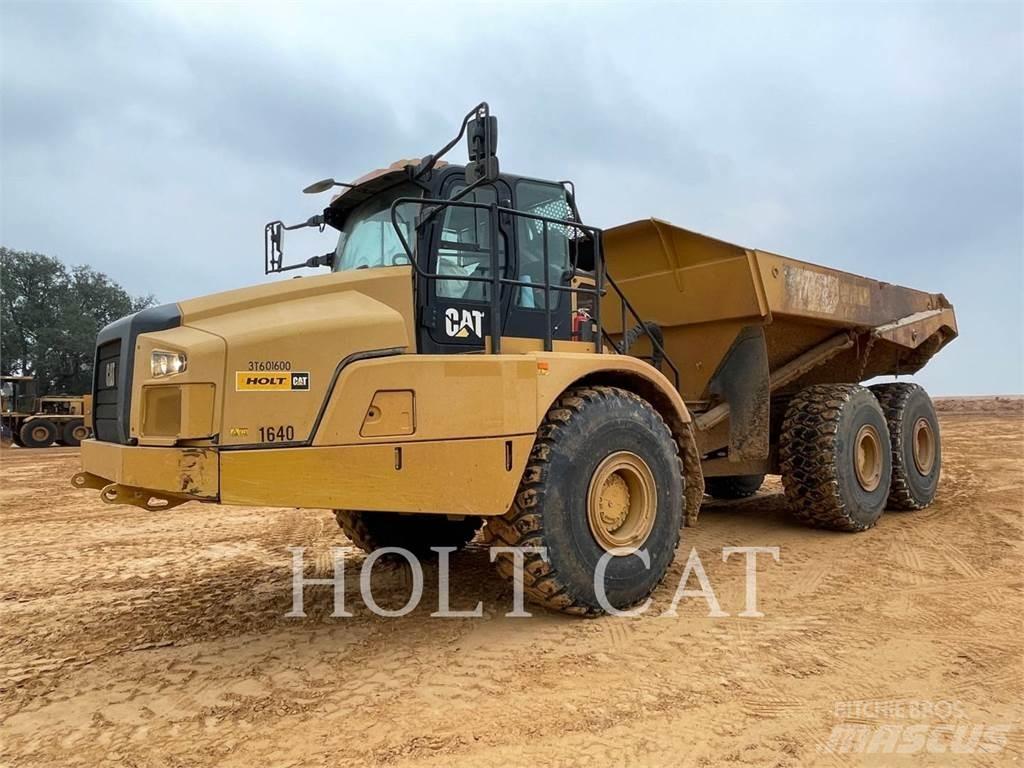 CAT 745-04 Dumper - Knickgelenk