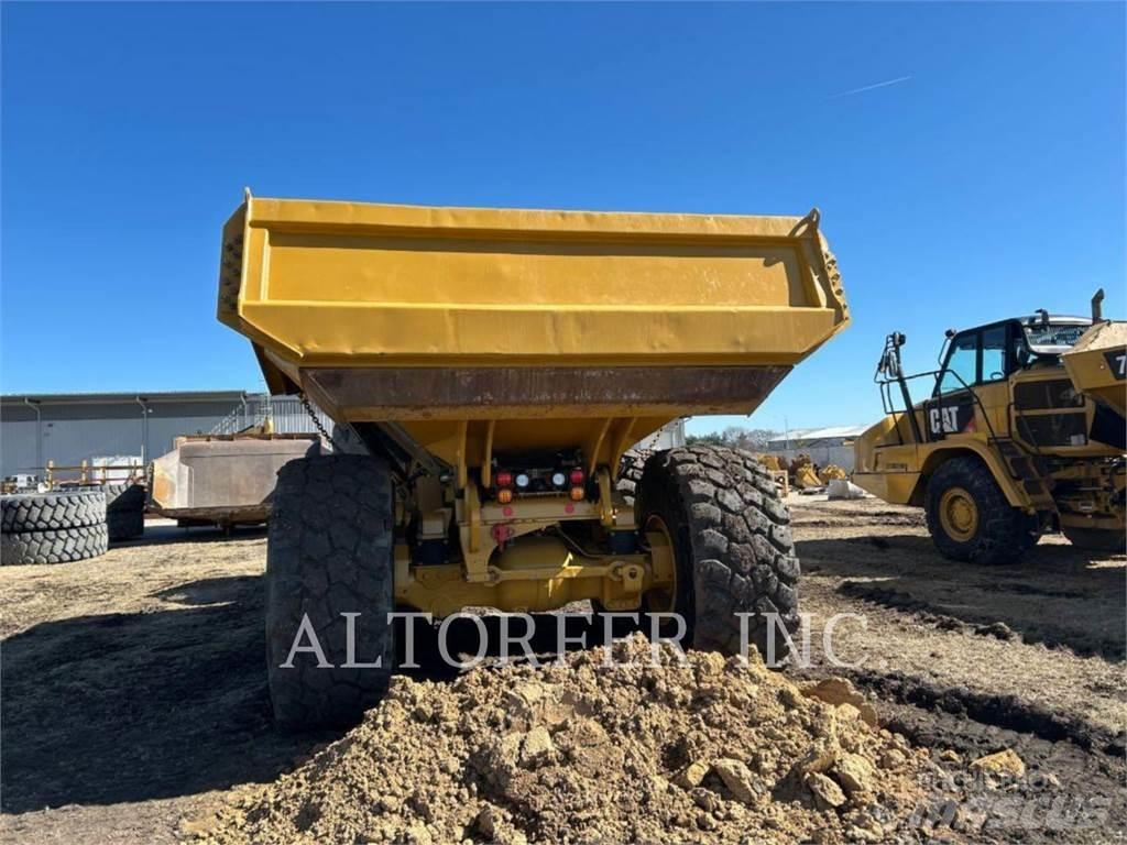CAT 745-04 Dumper - Knickgelenk