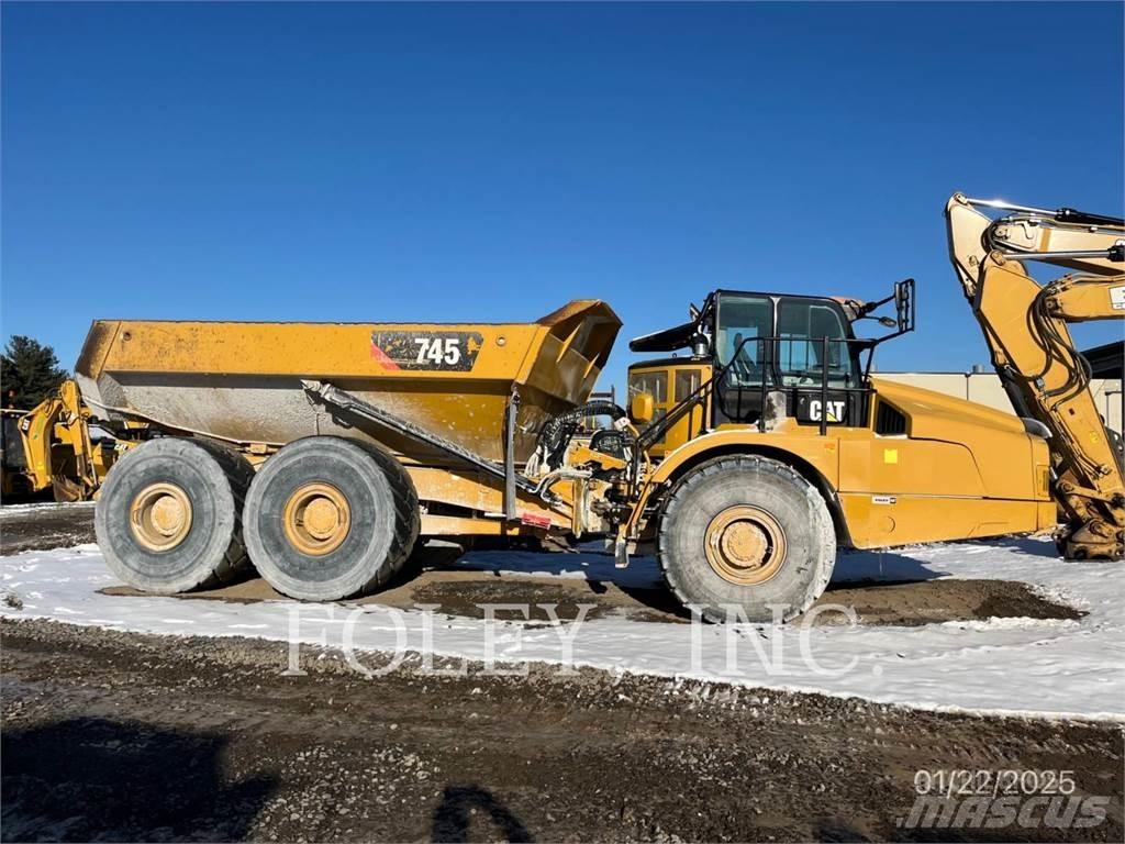 CAT 745-04 Dumper - Knickgelenk
