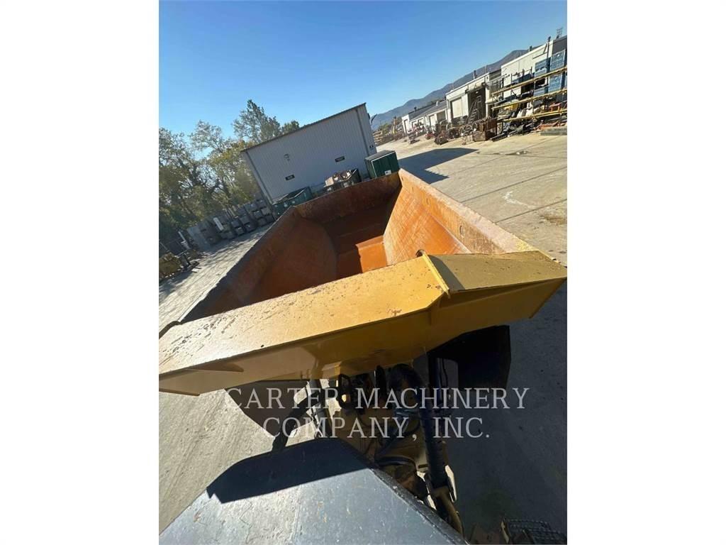 CAT 745-04 Dumper - Knickgelenk