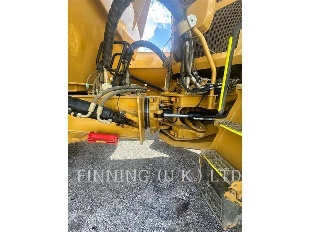 CAT 745-04 Dumper - Knickgelenk