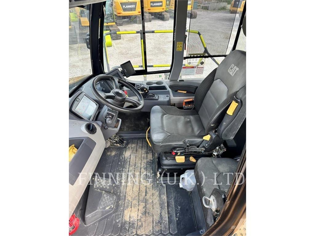 CAT 745-04 Dumper - Knickgelenk