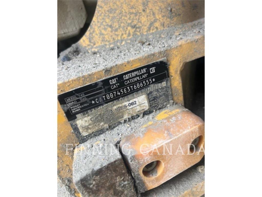 CAT 745-04 Dumper - Knickgelenk