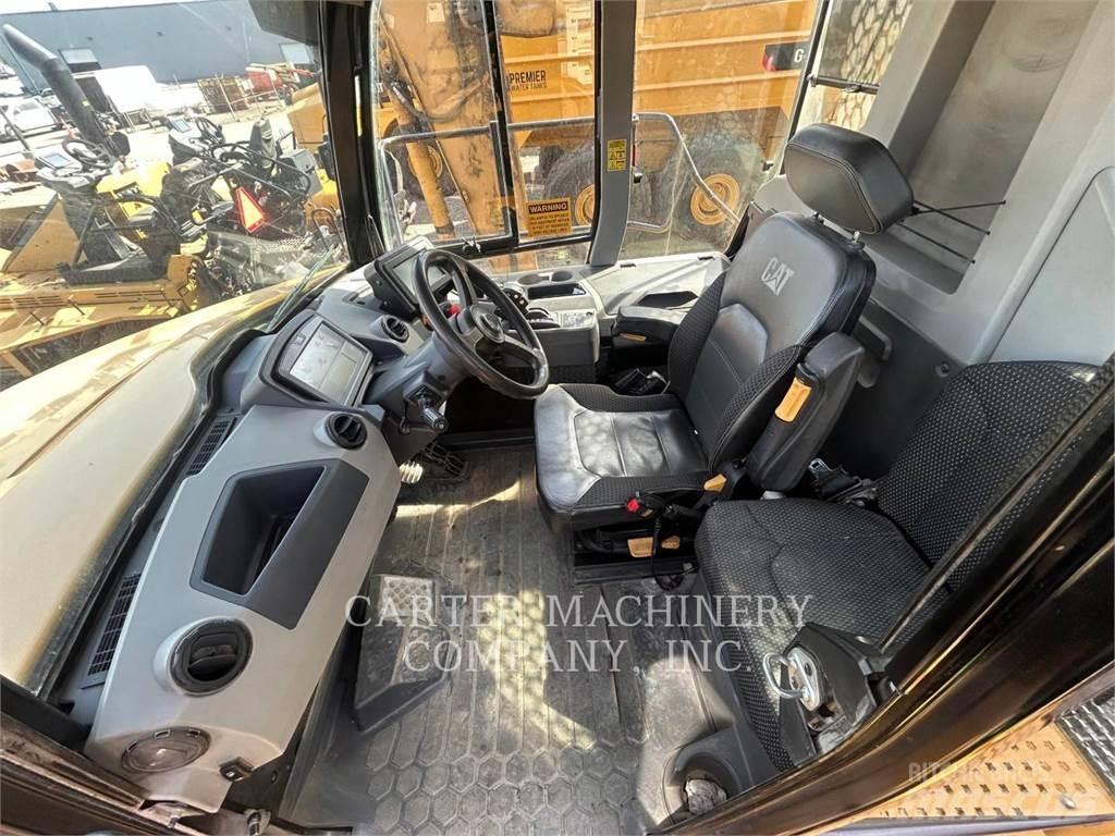 CAT 745-04 TG Dumper - Knickgelenk