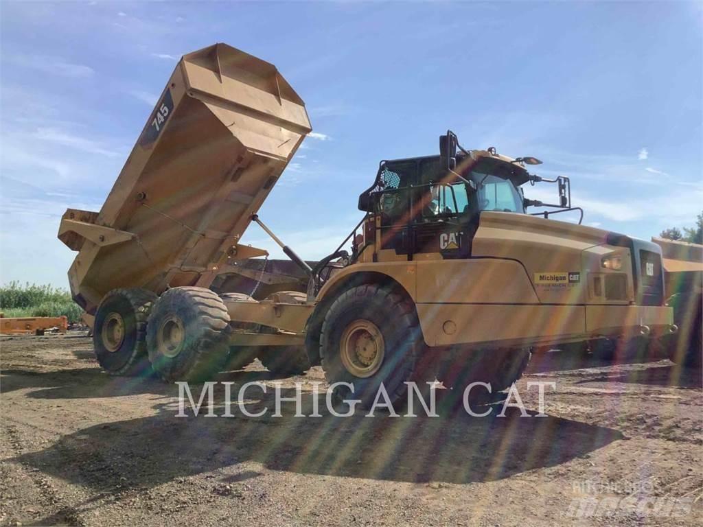 CAT 745 T Dumper - Knickgelenk