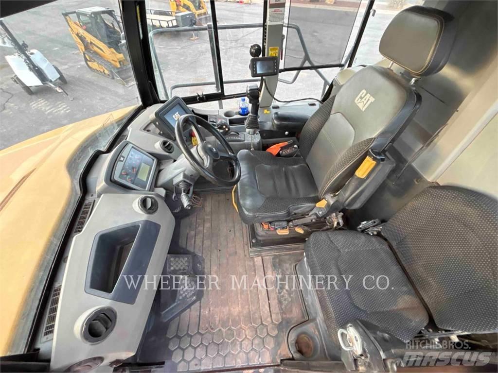 CAT 745 W/PAN Dumper - Knickgelenk