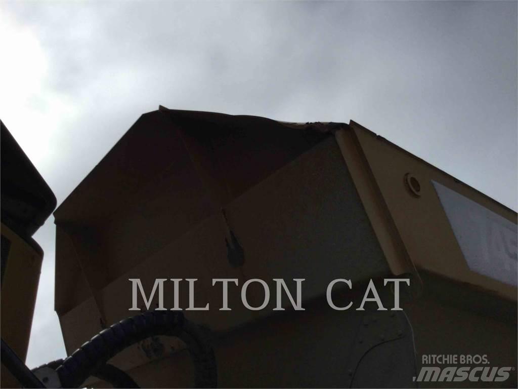 CAT 74504 Dumper - Knickgelenk