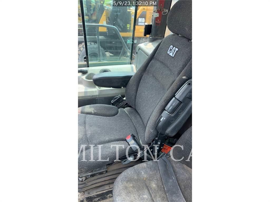 CAT 745C Dumper - Knickgelenk