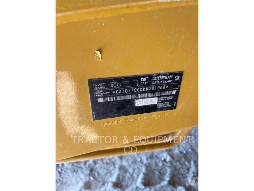 CAT 770G Dumper - Knickgelenk