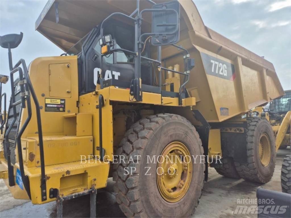 CAT 772G Dumper - Knickgelenk