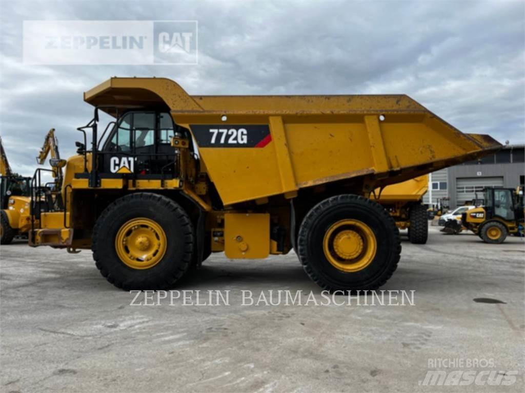CAT 772G Dumper - Knickgelenk