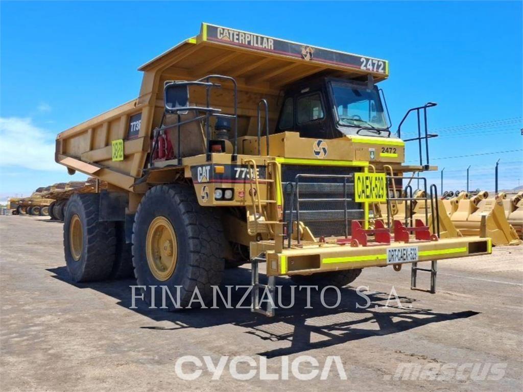 CAT 773E Dumper - Knickgelenk
